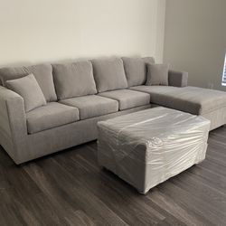 Grey Sectional With Free Ottoman ‼️different Colors Available ‼️