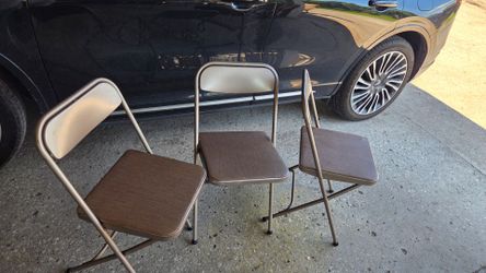 Samsonite folding chairs