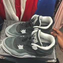 jordan 4 retro size 9