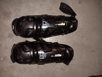 Hockey Knee And Shin Guards