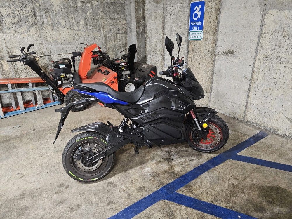 Extra Fast Z6 Bike Been Modified Upgraded Super Fast Cash Only