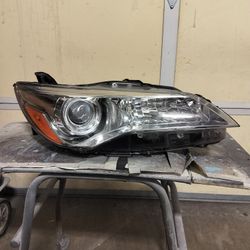 Camry Headlight