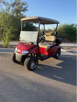 2022 EZGO RXV LITHIUM GOLF CART
