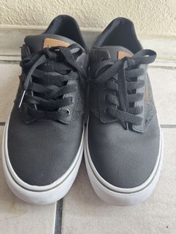 Vans Atwood DX Skate Shoes Low Top Mens