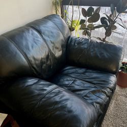 Black 100% Genuine Soft Leather Chair 