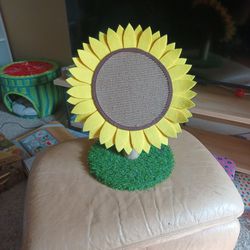 Sunflower Scratching Post