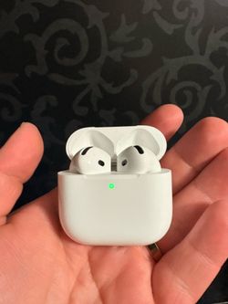 Apple AirPods 4th gen noise cancellation