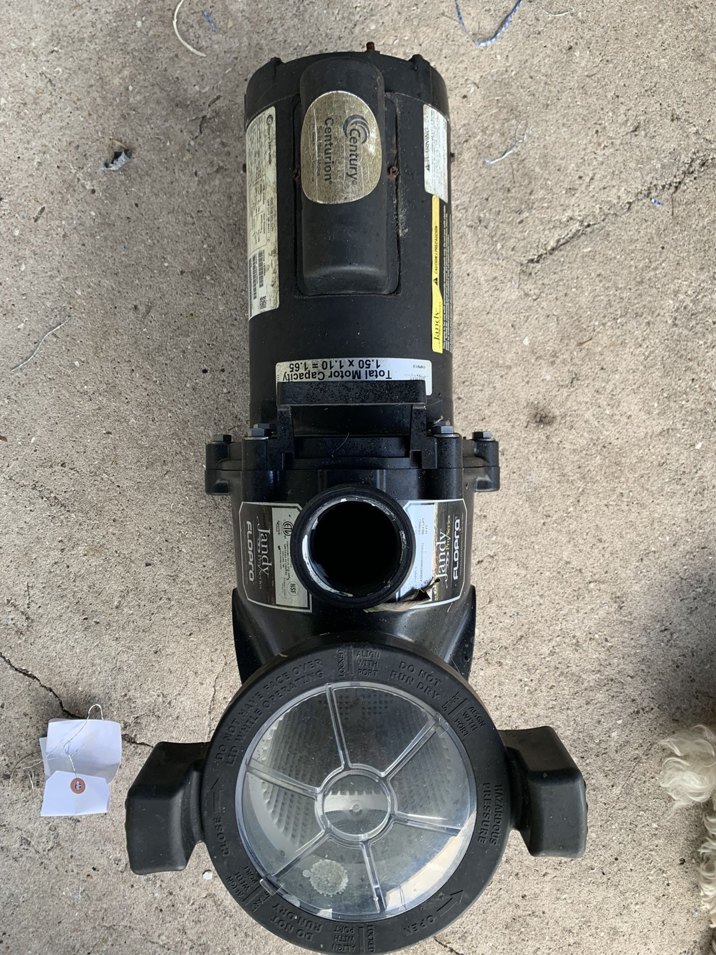 Used swimming pool motor or compressor I do not know if it is good if it is good excellent if it is not you can use it for parts