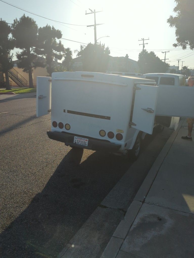 "HotShot" Ford Ranger Refrigerator/Heating Box.