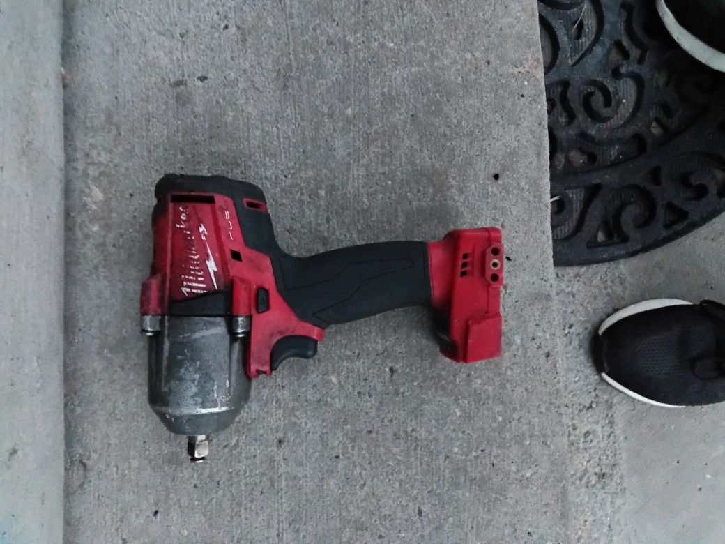 Milwaukee Fuel M18 Impact Wrench