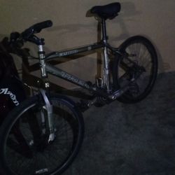 Trek  3900 Series Mountain Bike 