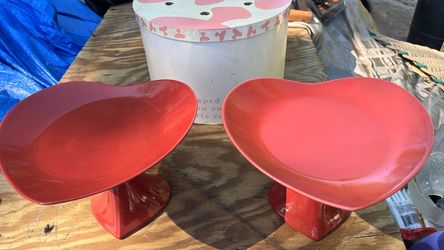 Red Heart-Shaped Ceramic Pedestal Bowls Set of 2
