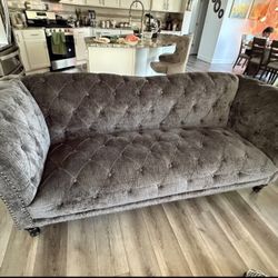 couches used like new