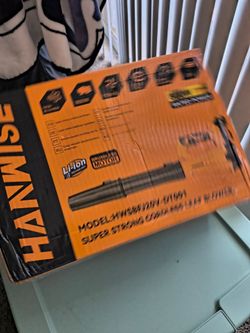 Bran new super strong cordless leaf blower two batteries and charger