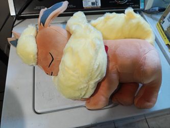Jazwares Flareon Plush Pokemon