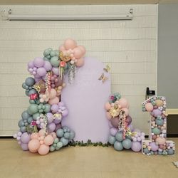 Fair First Birthday Balloon Garland With Backdrop