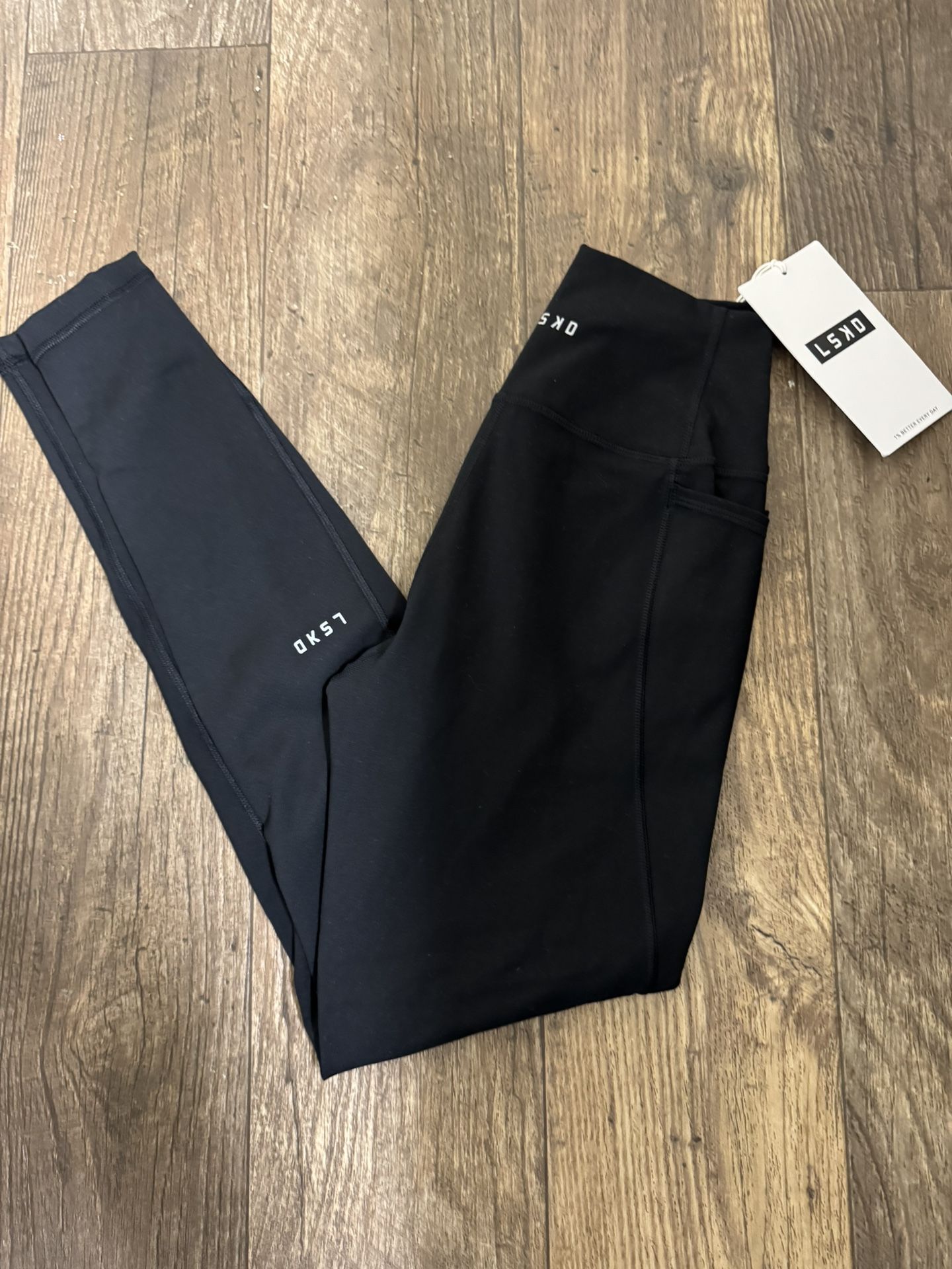 NWT LSKD Fusion Full Length LEGGINGS with Pockets. Small. Black.