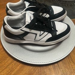 Women’s Leather Vans