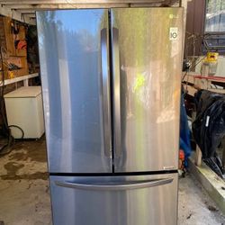 Refrigerator/ Fridge 