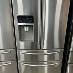 33” Wide Stainless 4 Door French Door Refrigerator 