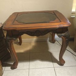 Solid wood , End  table with glass,Have the set, to end tables with the center table