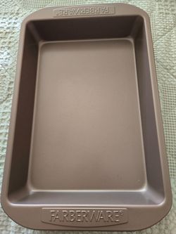 New 9x13" Farberware nonstick bakeware