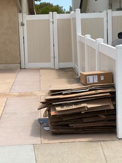 Free medium and large moving boxes