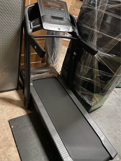 Proform 12 Incline Treadmill w. fan
