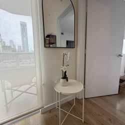 Mirror And Coffe Table