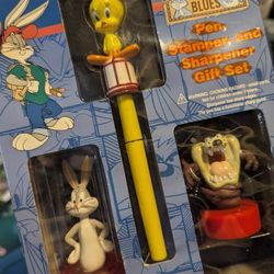 Vintage Looney Tunes Character Stamp And Pen Set