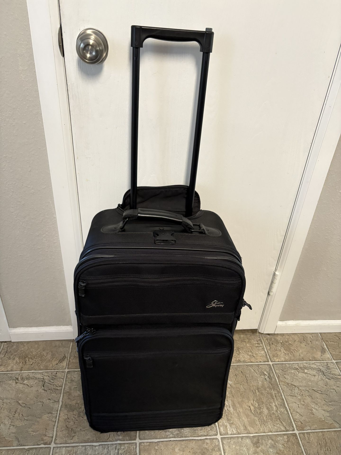 Skyway Rolling Luggage