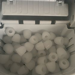 Igloo Ice Machine 