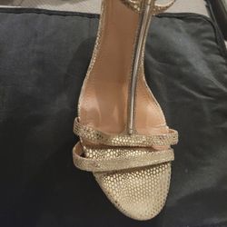 Vince Camuto Sandals 