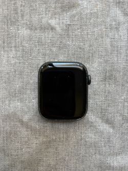 Apple Watch Series 7 45mm GPS + Cellular – Not Working / For Parts