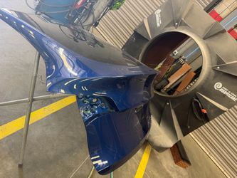 Tesla Model Y Liftgate with glass and 3rd brake lamp