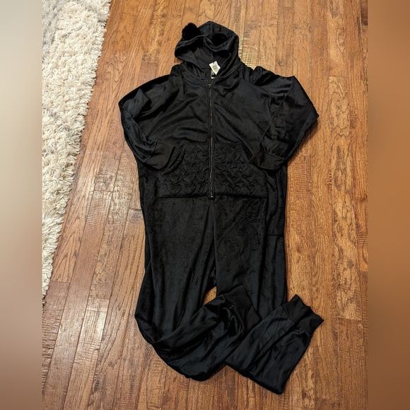 Torrid Fleece Pom Ears Heart Pocket Lounge Onesie black Bo 4x