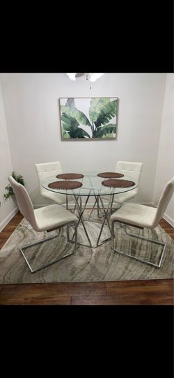 Modern Glass Dining Table with 4 White Chairs