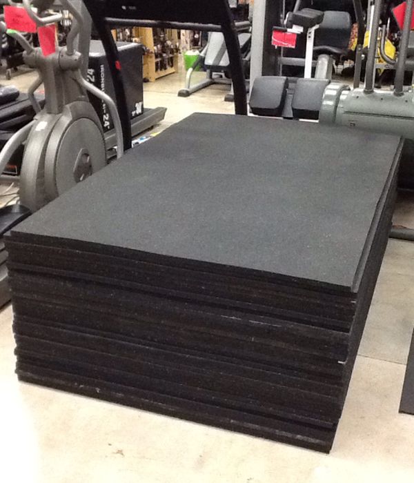 Commercial 6' x 4' x 3/4" Rubber Gym Mats for Sale in Phoenix, AZ OfferUp
