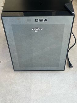 Koolatron 20-Bottle Wine Cellar (WC20) – Brand New Condition