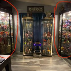 Curio Corner Cabinets 