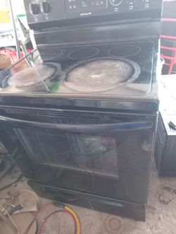 Stove  Frigidaire