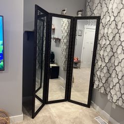 Trifold mirror 