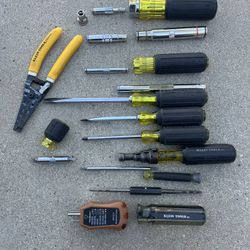 Klein Tools Electricians (11) Piece Assorted Lot 