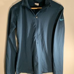 Nike Pro Drifit Woman’s Size M Teal Half-Zip Pullover