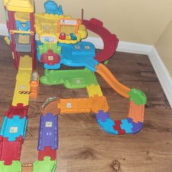 Car Track 