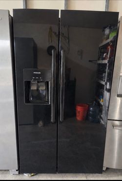 Frigidaire Side-by-Side Refrigerator Black