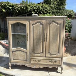 Dresser/Provincial Armoire