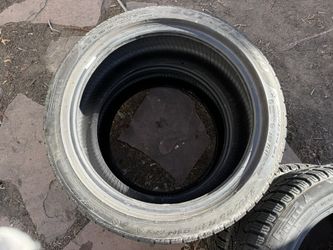 2017 Pirelli Sottozero 225 45 18 Winter Tires 2 only