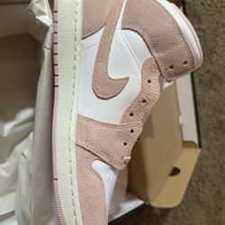 Jordan 1 mid se legend pink 