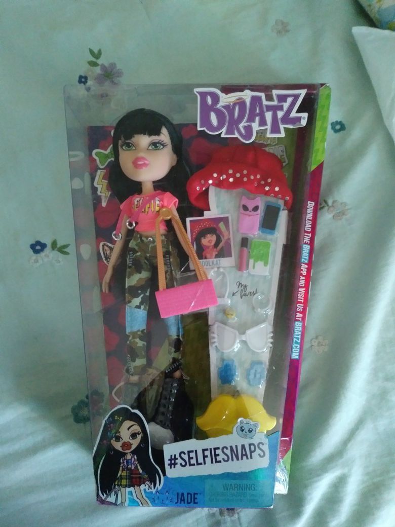 Bratz doll (new)